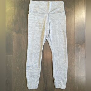 Nike Light Blue Heathered Cropped Leggings Women’s Size Large